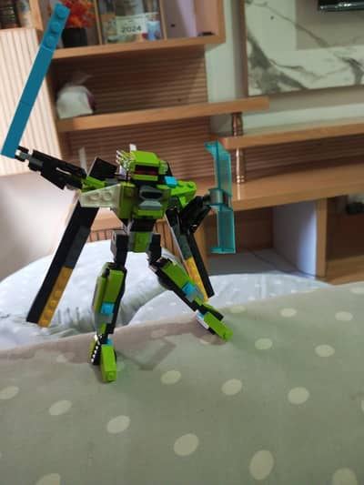 Action figure :Legos robot with light saber and shield