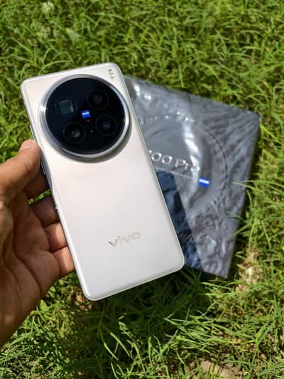 vivo x200 pro 10/10 condition