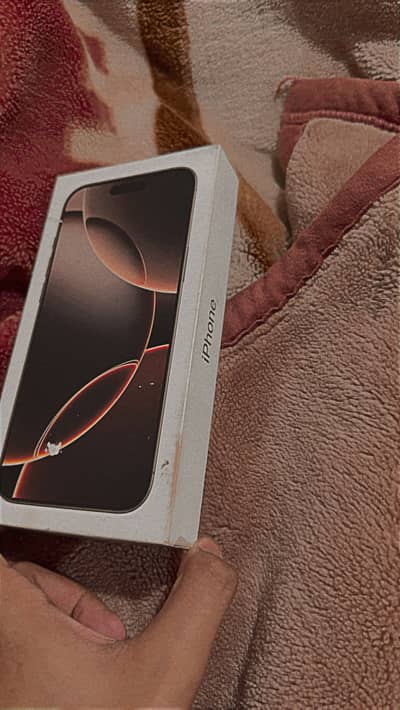 iPhone 16 Pro Max, Desert Titanium, 256GB, JV