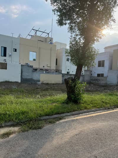 10-Marla On Ground Ready To Construction Plot Available For Sale Near To Bahria Town Lahore