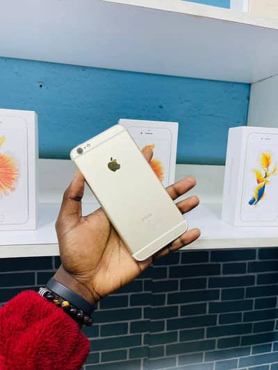 Iphone 6 s puls 128 GB my WhatsApp number 03703659905