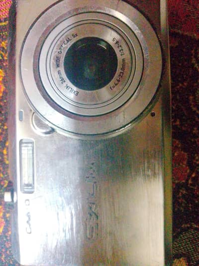 Casio Exilim EX-ZS10