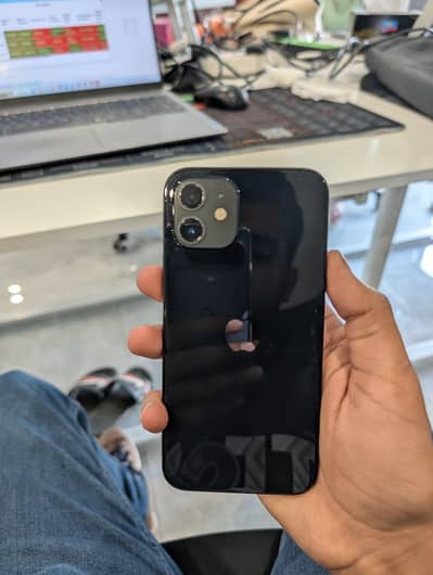 iphone 12 64gb condition 10/9  battery health original 91%