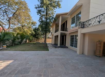 F-10 Tiles Flooring House Available For Rent Beautiful Location