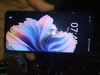 techno camon 20 (8gb 256gb)