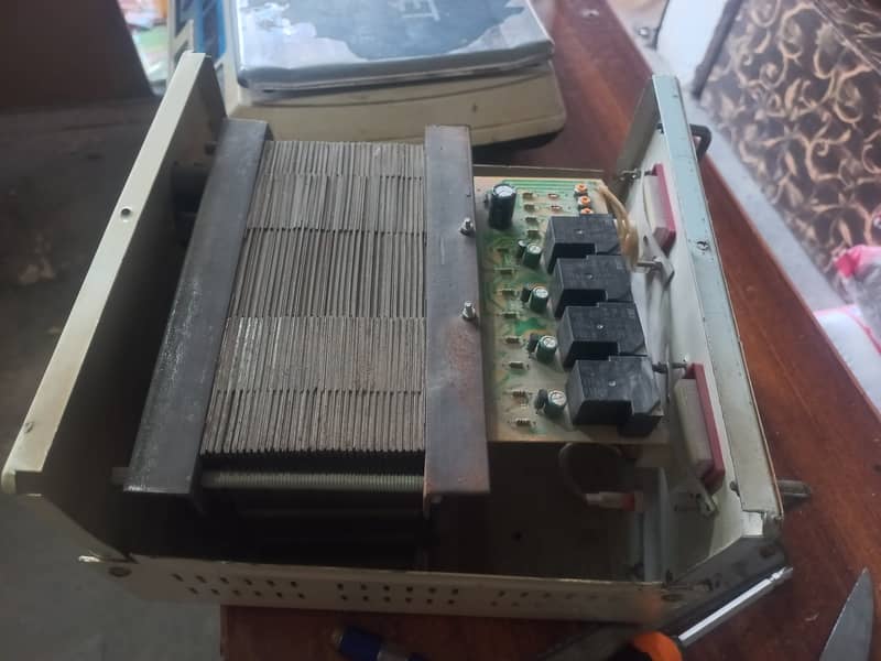 Voltage Stabilizer 1