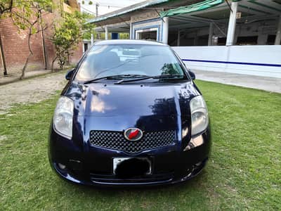 Toyota vitz 2006/8 in excellent condition