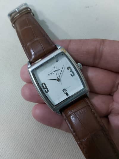 Titan Analog Original