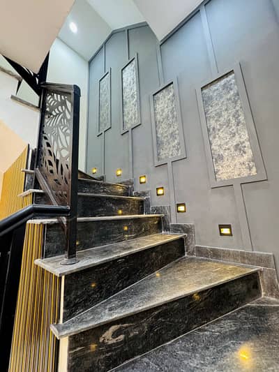 5Marla full house brand new for rent park view city Lahore