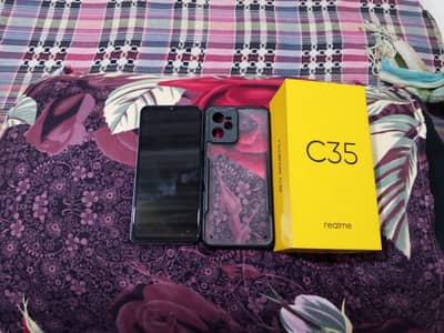 realme c35
