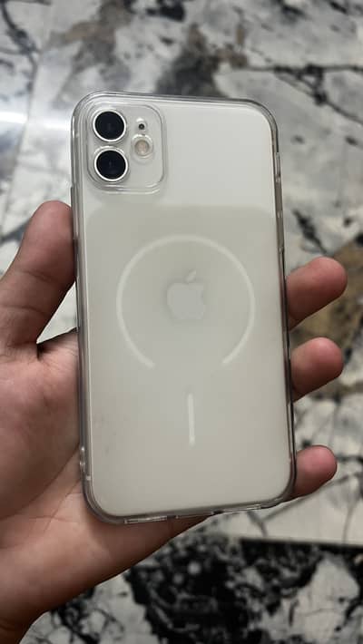 iPhone 11 128 GB (read ad first)