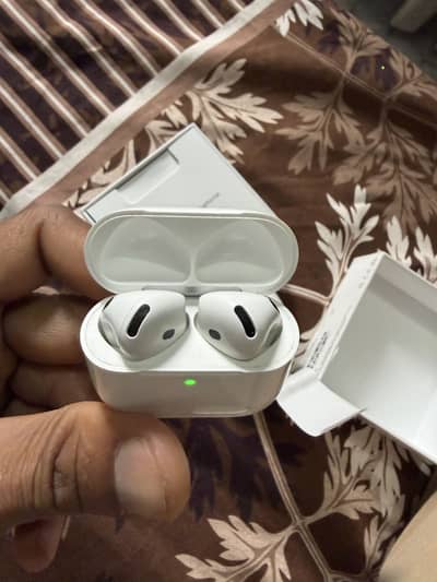 Airpods 4