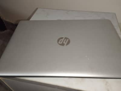 HP NoteBook 15 Corei3 7-G 512 SSD 4GB