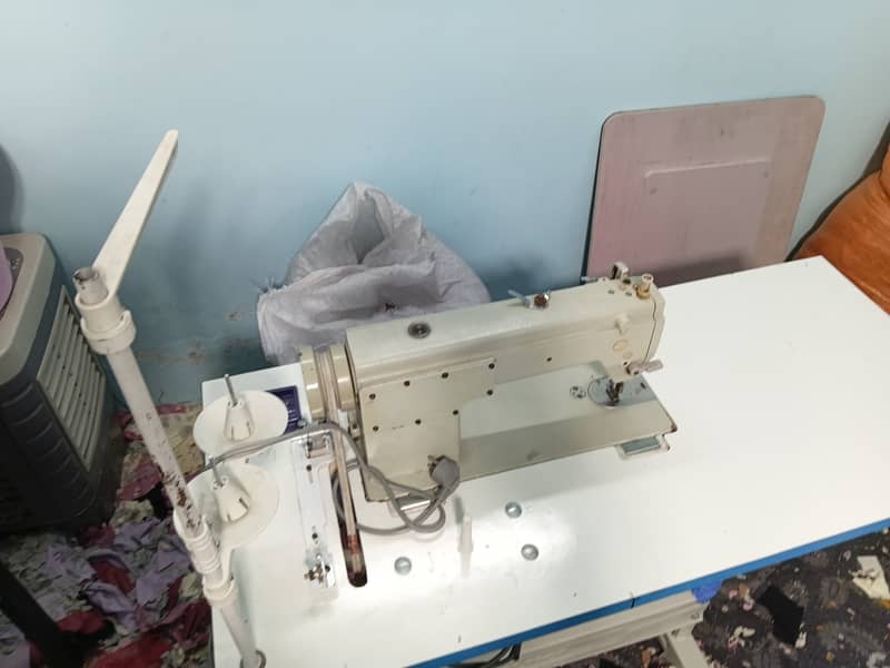 Jack sewing Machine 4