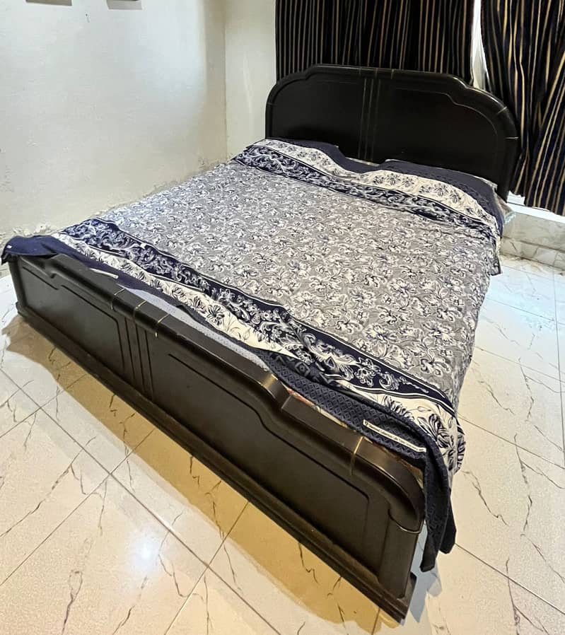 Solid wood Bed 0