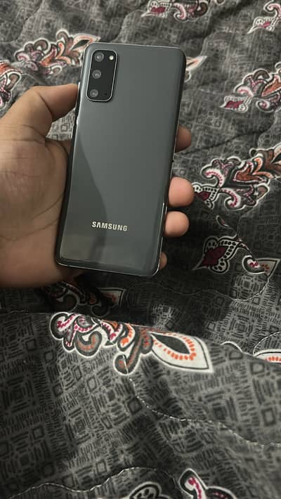 Samsung S20 5G edition Fresh fresh camera Best PUBG Gaming Samsung S20