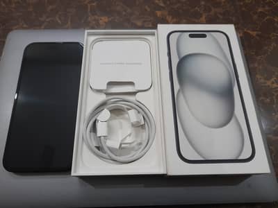 iPhone 15 256 GB (10/10)