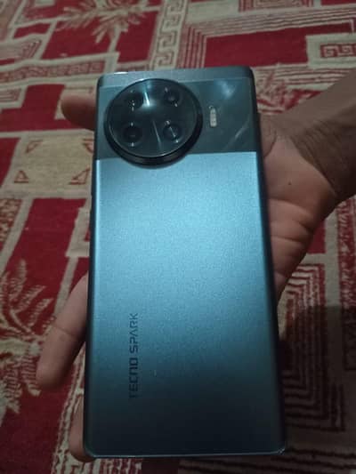 Tecno spark 20 pro plus 8+8 ram Rom 256 Koi fault nhi ha box charge ha
