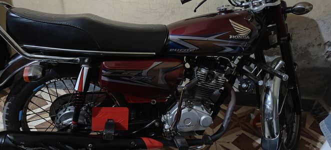 Honda 125 model 2020 condition 10/9.5