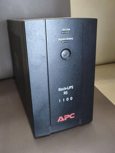 APC Back-up UPS RS 1100