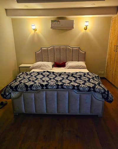 daily basis weekly basis one bad fully furnished luxury apertment available for rent gulbreg greens islamabad