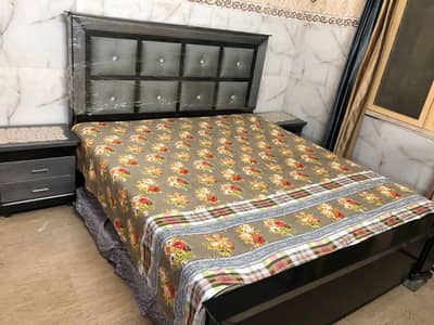 king size bed set urgent sale