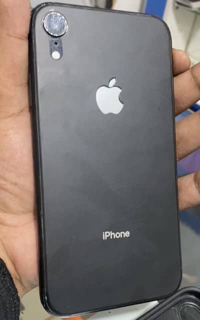 Iphone XR NON PTA 64 GB face i’d Disabled