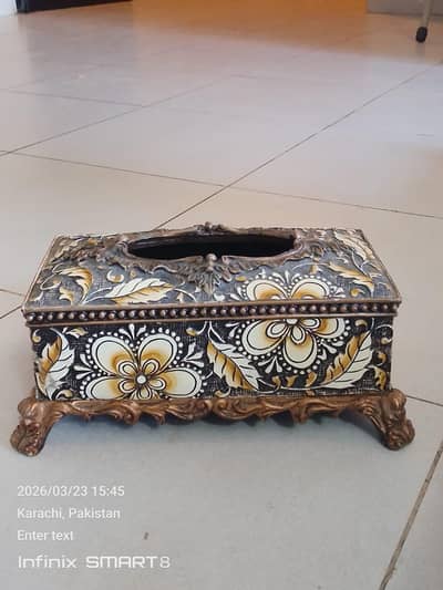 Antique Fiber tissue box