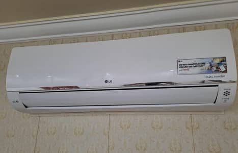 LG 1.5 Ton Dual Inverter AC Wifi in Excellent Condition