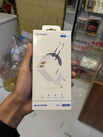 RONIN R-615 Type C Charger