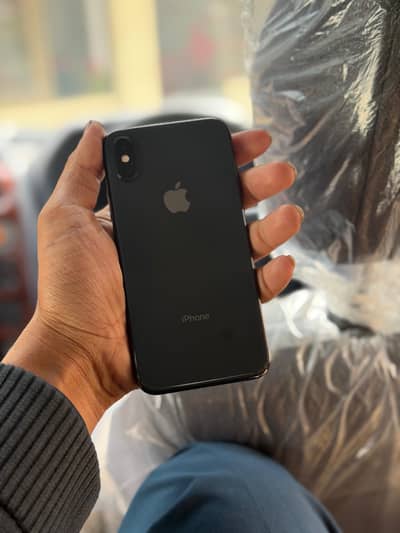 iPhone XS water pack