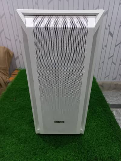 Intel Core i5 12400f | 16GB Ram DDR4 |  RX 590 | 512GB SSD