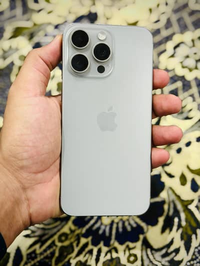 Iphone 15 pro max natural titanium 256gb with box