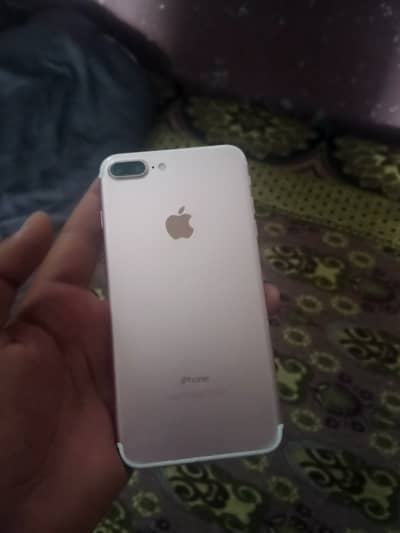 I PHONE 7+ GR SALE PRICE 22,000