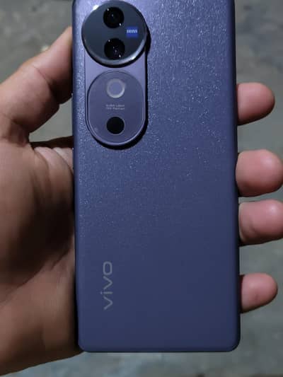 vivo v40 5g 12/256 gb