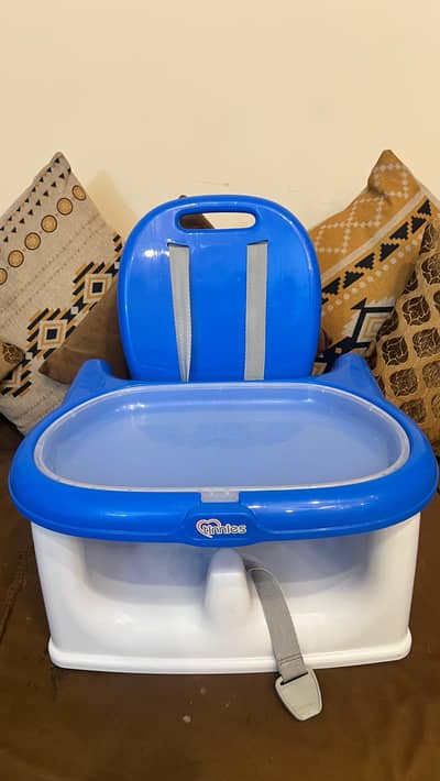 Baby Booster seat Tinnies Almost New