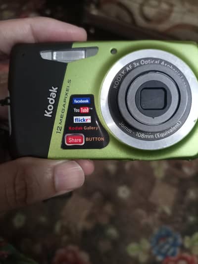 kadak camer for sale h. model # koda Share M 30 Mobile # 03334189430