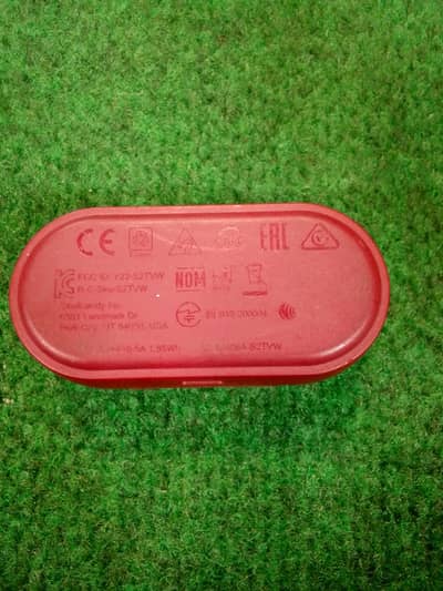 Condition used but like brand new sound quality 10 / 10 good quality