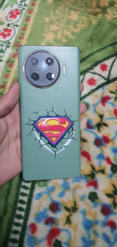 Tecno spark 20 pro plus