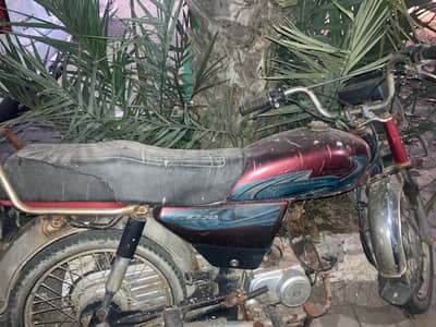 70 cc bike Yamaha dhoom 70 use