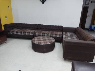 L shaped sofa set alongside ÷ seater