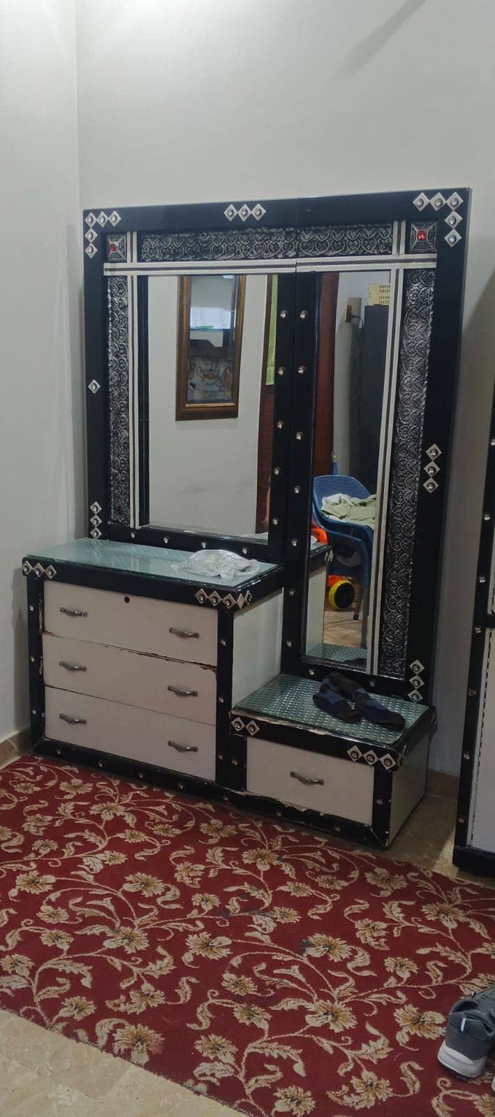 Dressing table all good 1