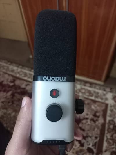 Maono Pd100x Microphone with Arm stand & pop filter