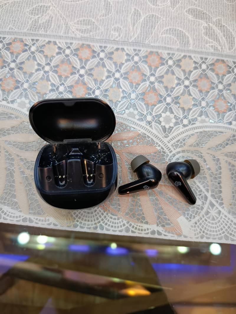 Audionic Wireless Earbuds 595 7