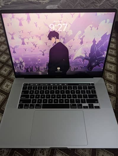 MacBook Pro 16 inches 16GB/1TB 4GB Graphics Card