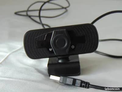 HD video Cam 1080p 30fps used without Box condition 9/10 RS 950