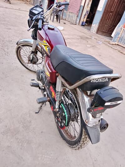 Honda 125 2002 model