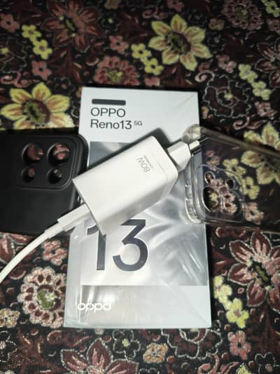oppo Reno 13 9 month warranty original box and charger 12/256