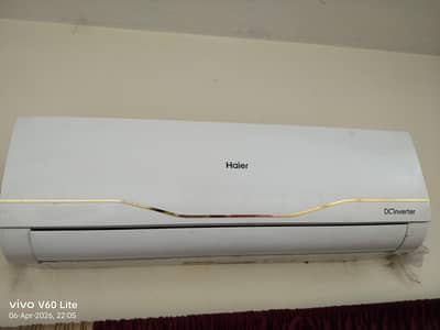 HAIER 1 TON SPLIT AC HSU 12HNR