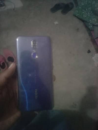 oppo f11  8gb 256gb all ok exchange position 03266690574call number